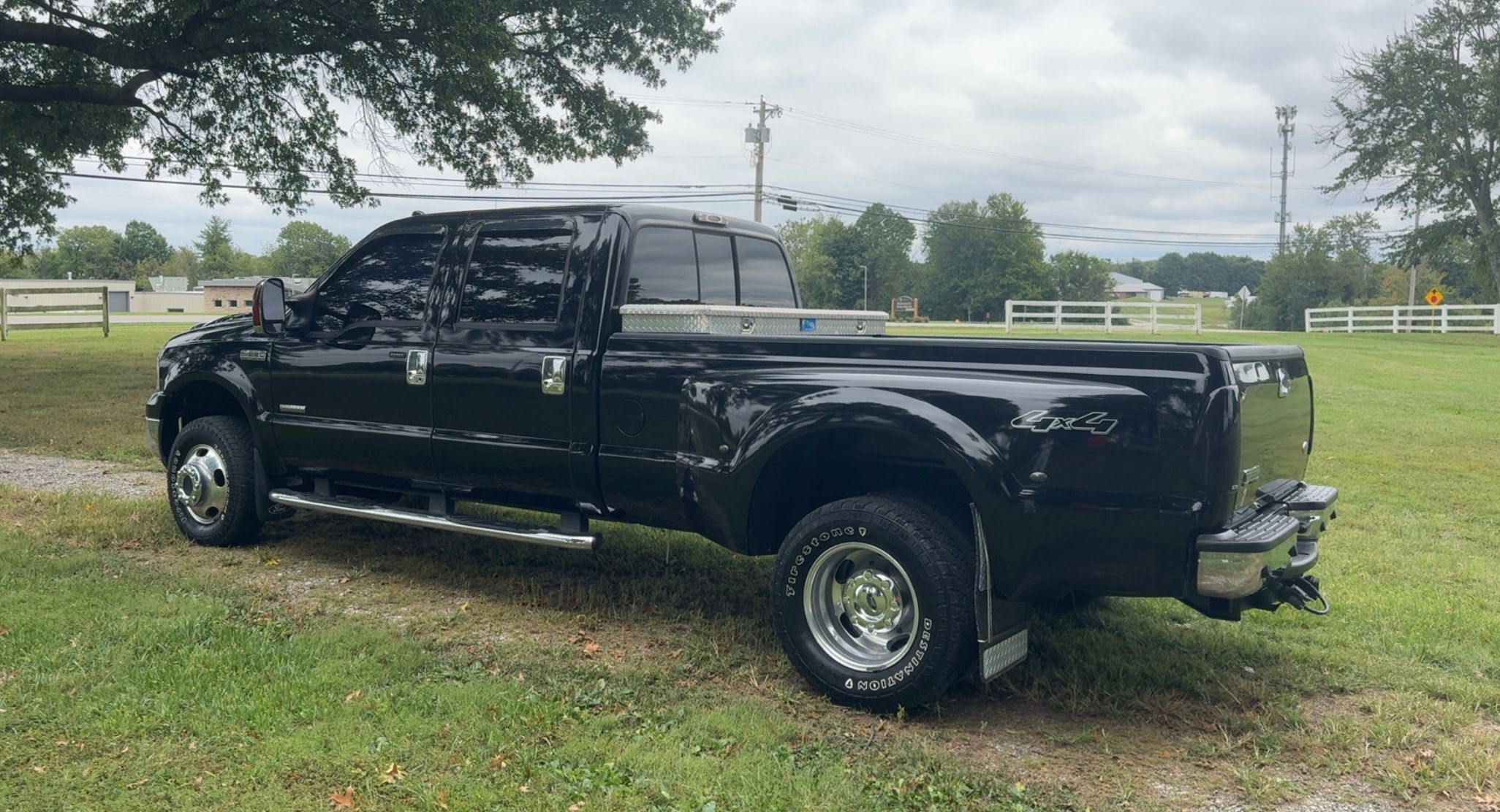 Used 2007 Ford F350 Lariat AWD/4WD image 4