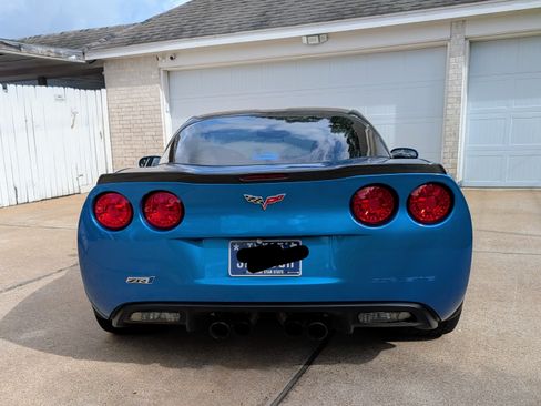 Used 2010 Chevrolet Corvette ZR1 w/ Preferred Equipment Group image 12