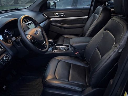 Used 2018 Ford Explorer Sport AWD/4WD image 10
