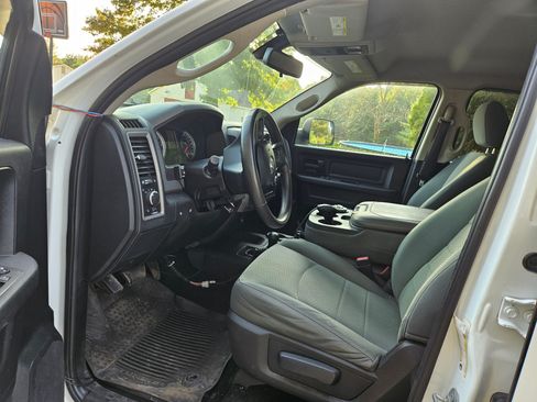 Used 2016 RAM 3500 Tradesman w/ Chrome Appearance Group image 15