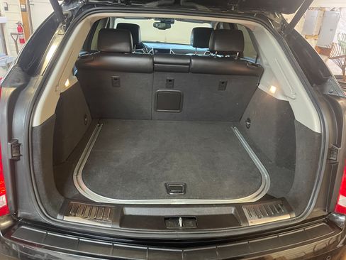 Used 2016 Cadillac SRX Luxury w/ Driver Awareness Package image 12