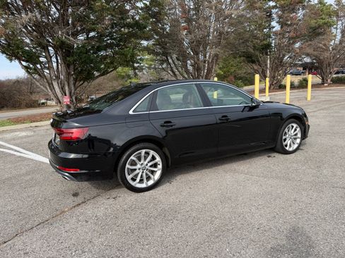 Used 2019 Audi A4 2.0T Premium w/ 18" Wheel Package image 4
