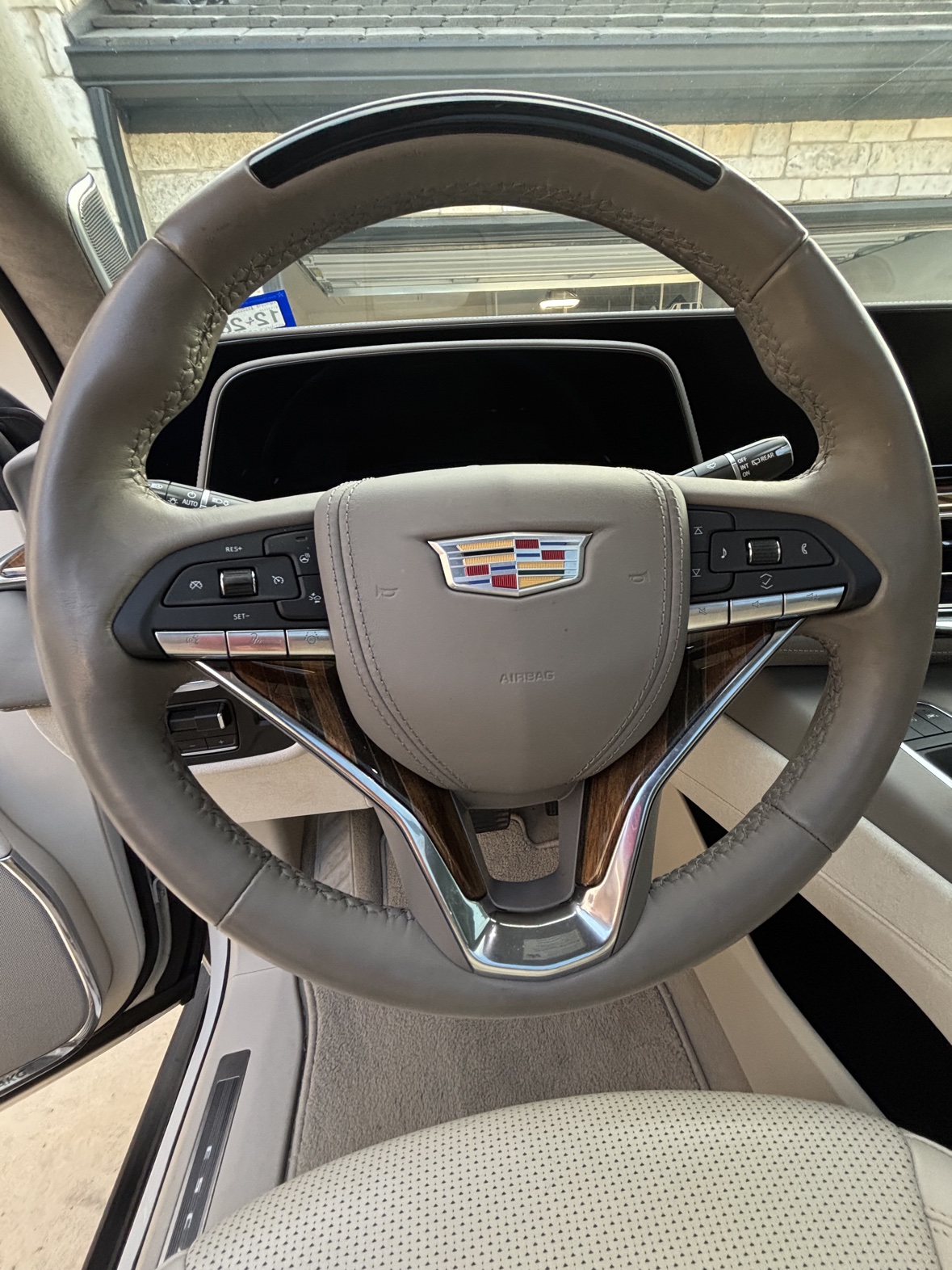 Used 2024 Cadillac Escalade Sport Platinum AWD/4WD image 13