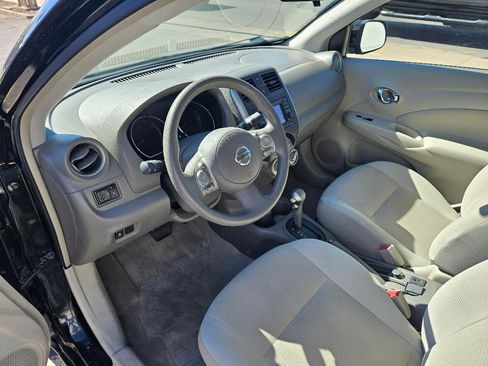 Used 2012 Nissan Versa SL w/ SL Tech Pkg image 9