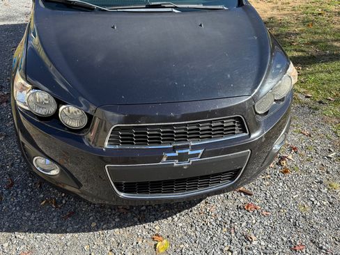 Used 2015 Chevrolet Sonic LT w/ Wheels and Fog Lamp Package image 4