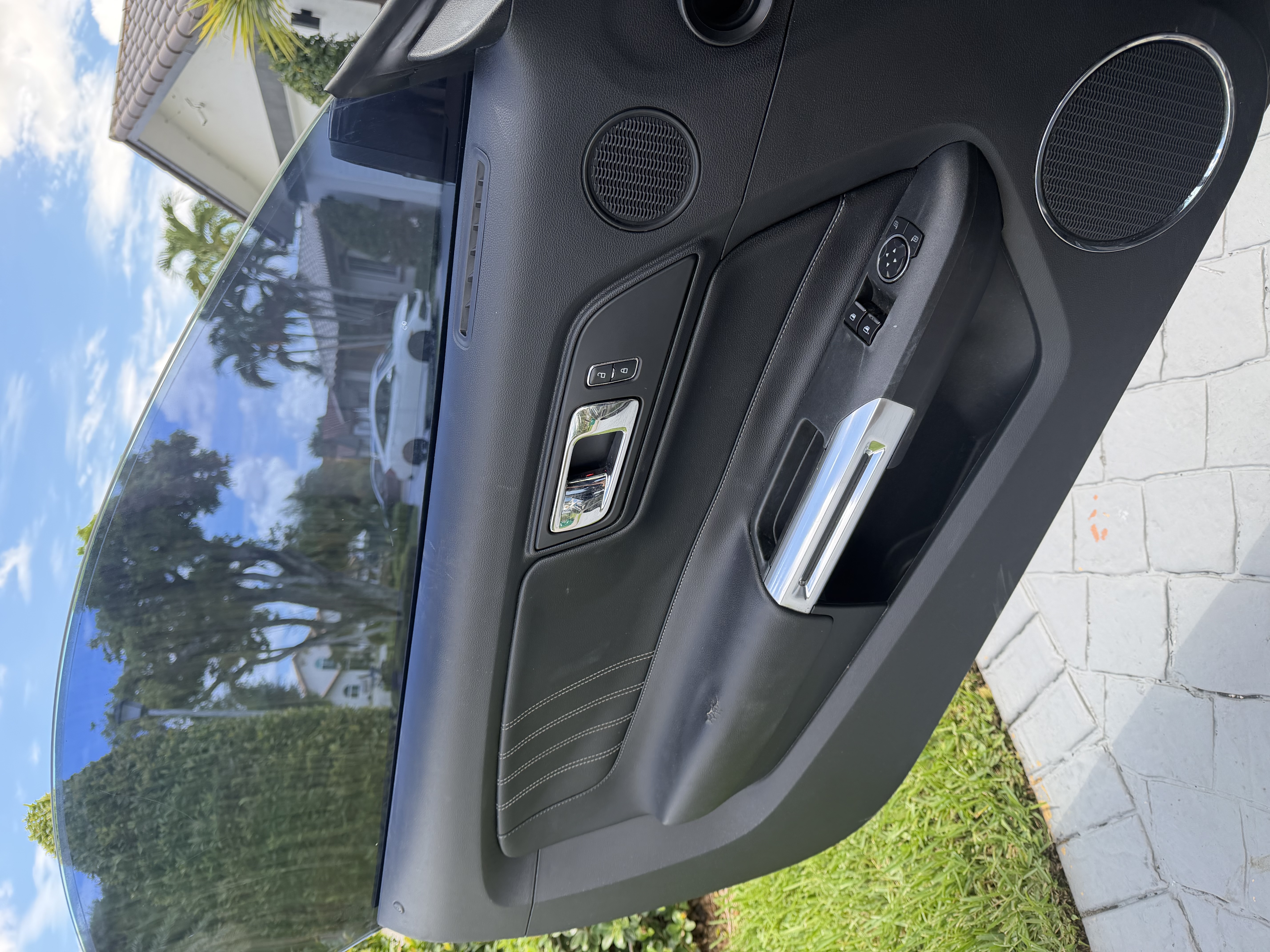 Used 2016 Ford Mustang Premium w/ Ecoboost Performance Package RWD image 11