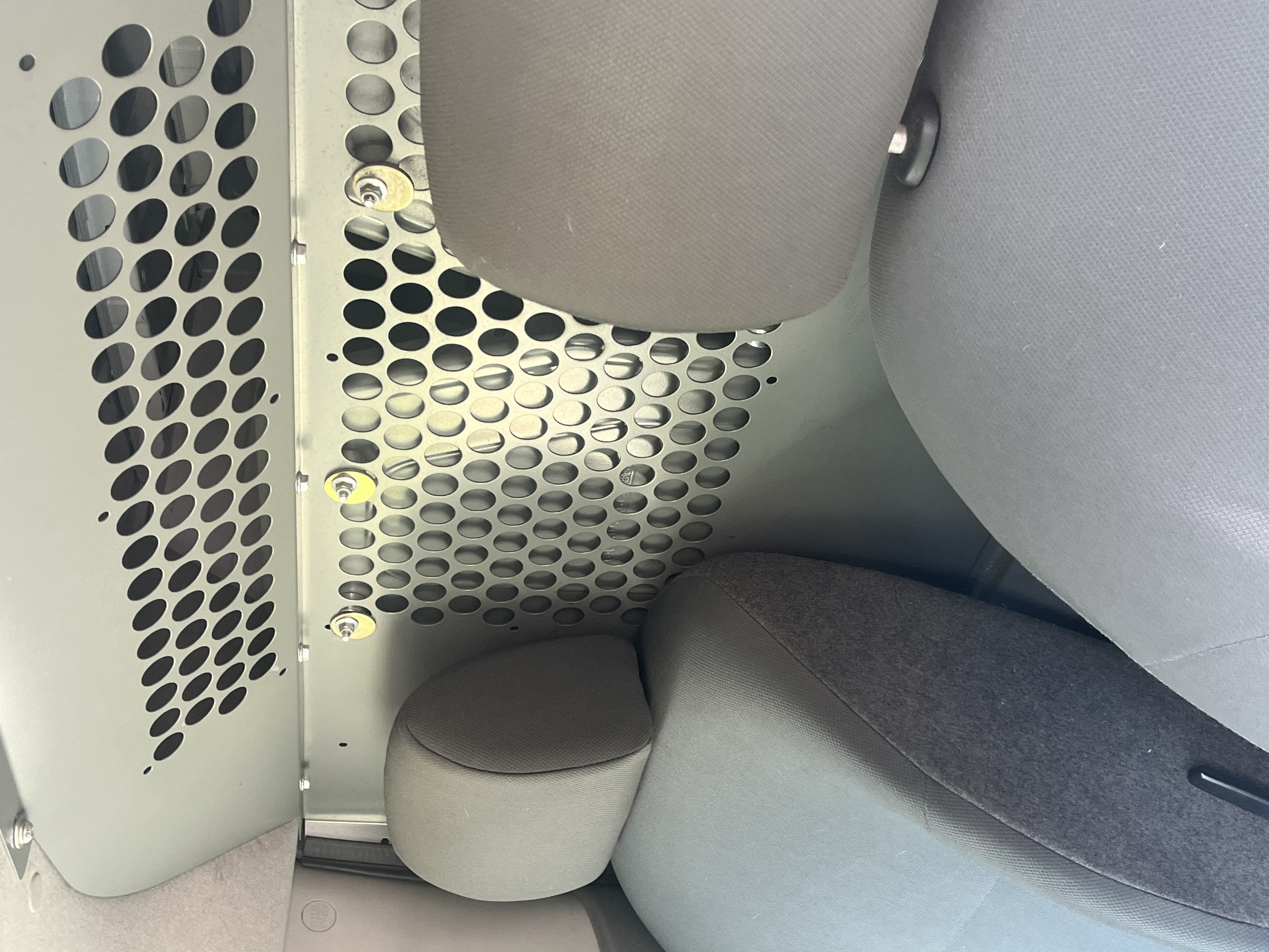 Used 2020 Nissan NV200 S FWD image 9