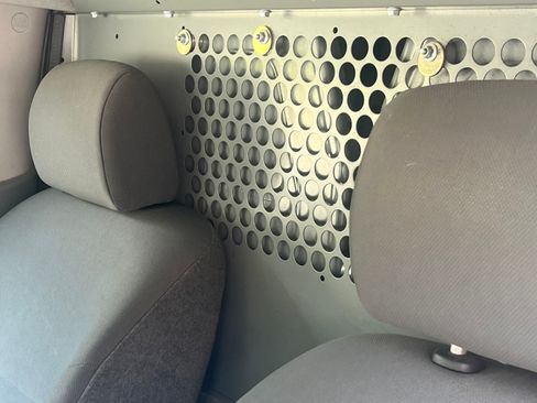 Used 2020 Nissan NV200 S FWD image 9