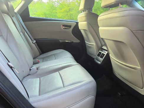 Used 2013 Toyota Avalon XLE image 22