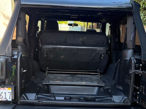 Used 2012 Jeep Wrangler Sport image 16