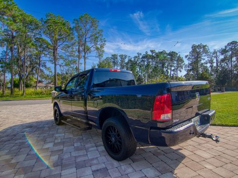 Used 2019 RAM 1500 Express image 5