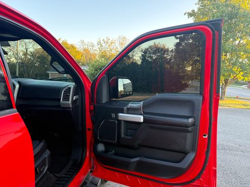 Used 2015 Ford F150 Lariat w/ Equipment Group 502A Luxury image 29