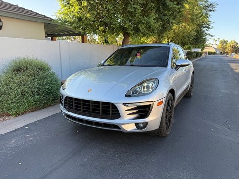 Used 2015 Porsche Macan S AWD/4WD image 8