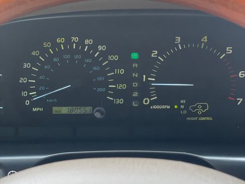 Used 2000 Lexus LX 470 4WD image 6