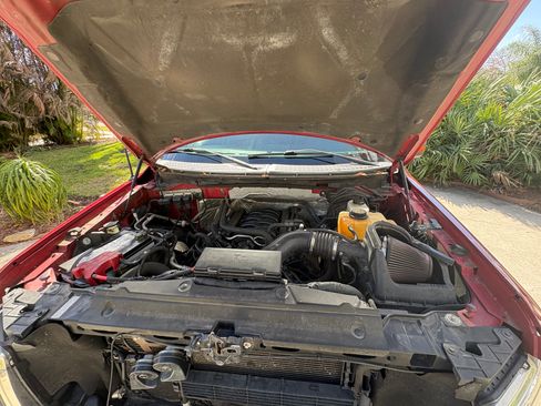 Used 2013 Ford F150 Lariat w/ Lariat Chrome Pkg image 16