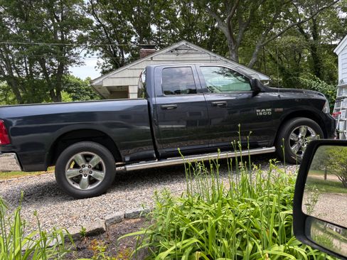 Used 2018 RAM 1500 Express w/ Express Value Package AWD/4WD image 1