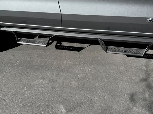 Used 2025 GMC Canyon AT4 w/ Technology Plus Package image 14