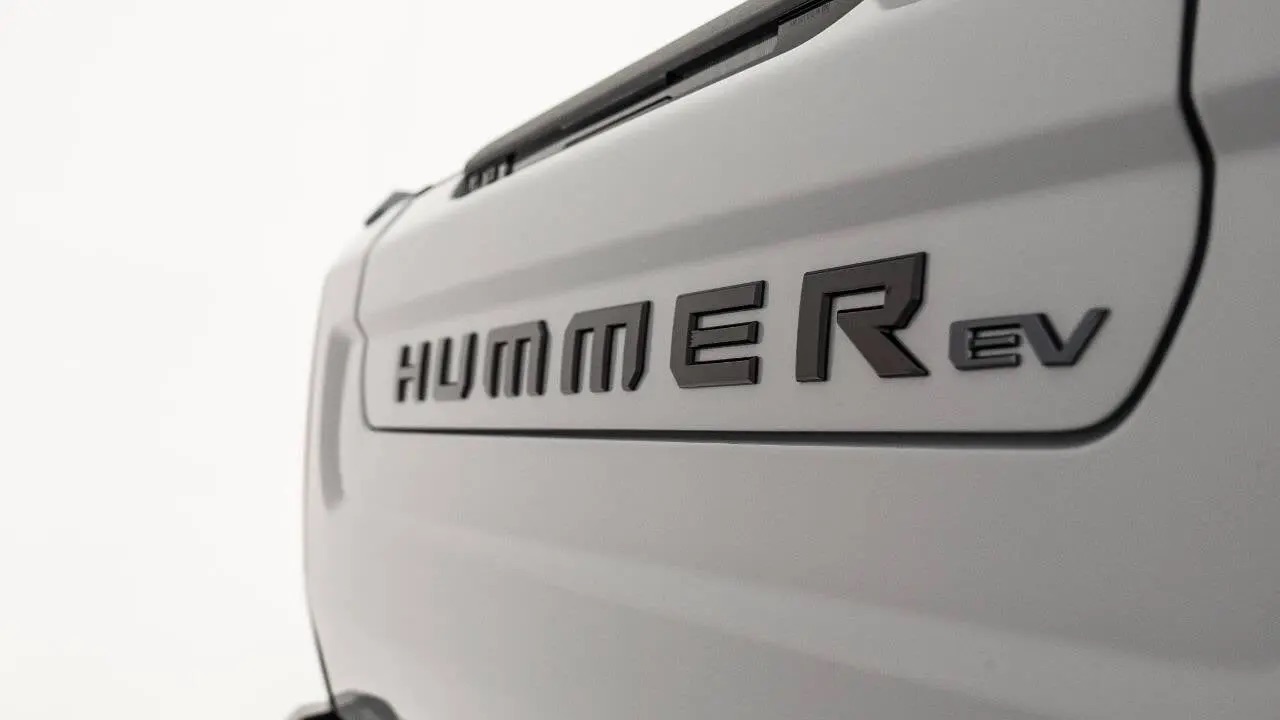 Used 2024 GMC Hummer EV 2X AWD/4WD image 19