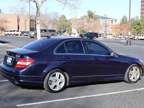 Used 2010 Mercedes-Benz C 300 4MATIC Sedan image 5