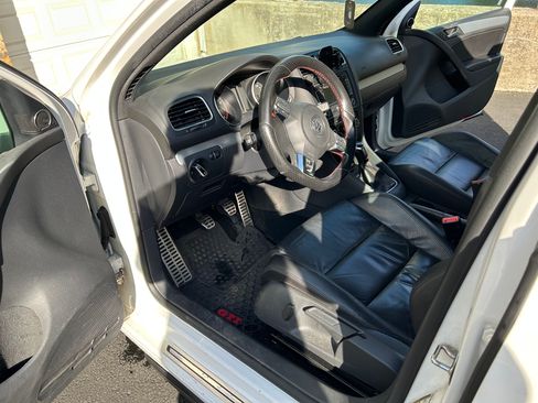 Used 2013 Volkswagen GTI Autobahn image 11