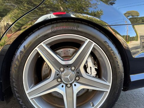 Used 2010 Mercedes-Benz C 63 AMG Sedan image 17