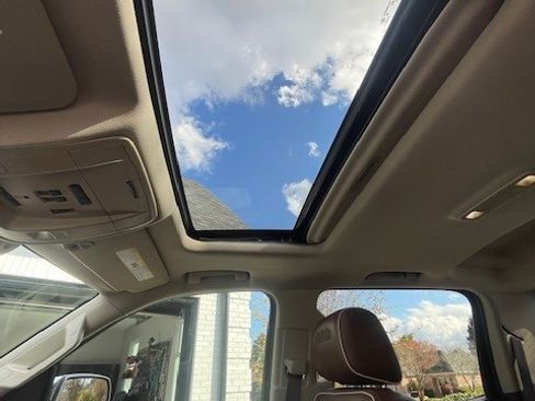 Used 2015 Chevrolet Silverado 1500 High Country w/ High Country Premium Package image 15