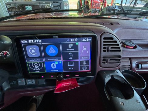 Used 1996 Chevrolet Silverado 1500 4x4 Regular Cab image 10