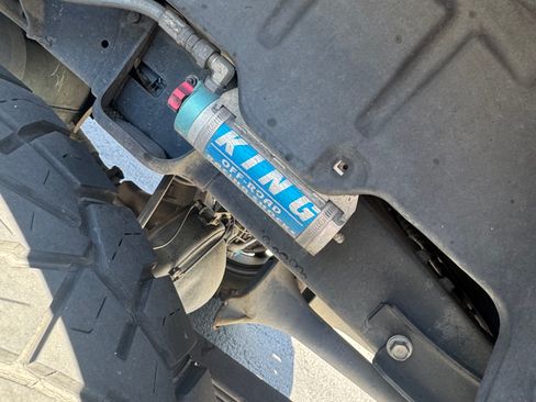 Used 2016 Toyota Tundra SR5 w/ SR5 Upgrade Package image 8