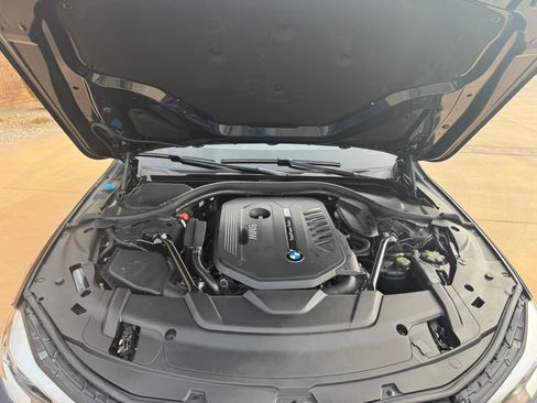 Used 2016 BMW 740i image 31