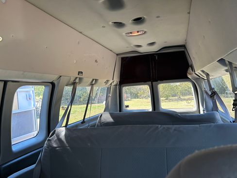 Used 2007 Ford E-350 and Econoline 350 XL image 16