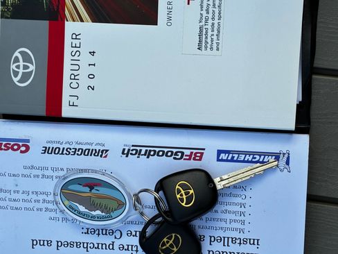 Used 2014 Toyota FJ Cruiser Sport Utility 2D w/ Trail Teams Ultimate Edition image 21