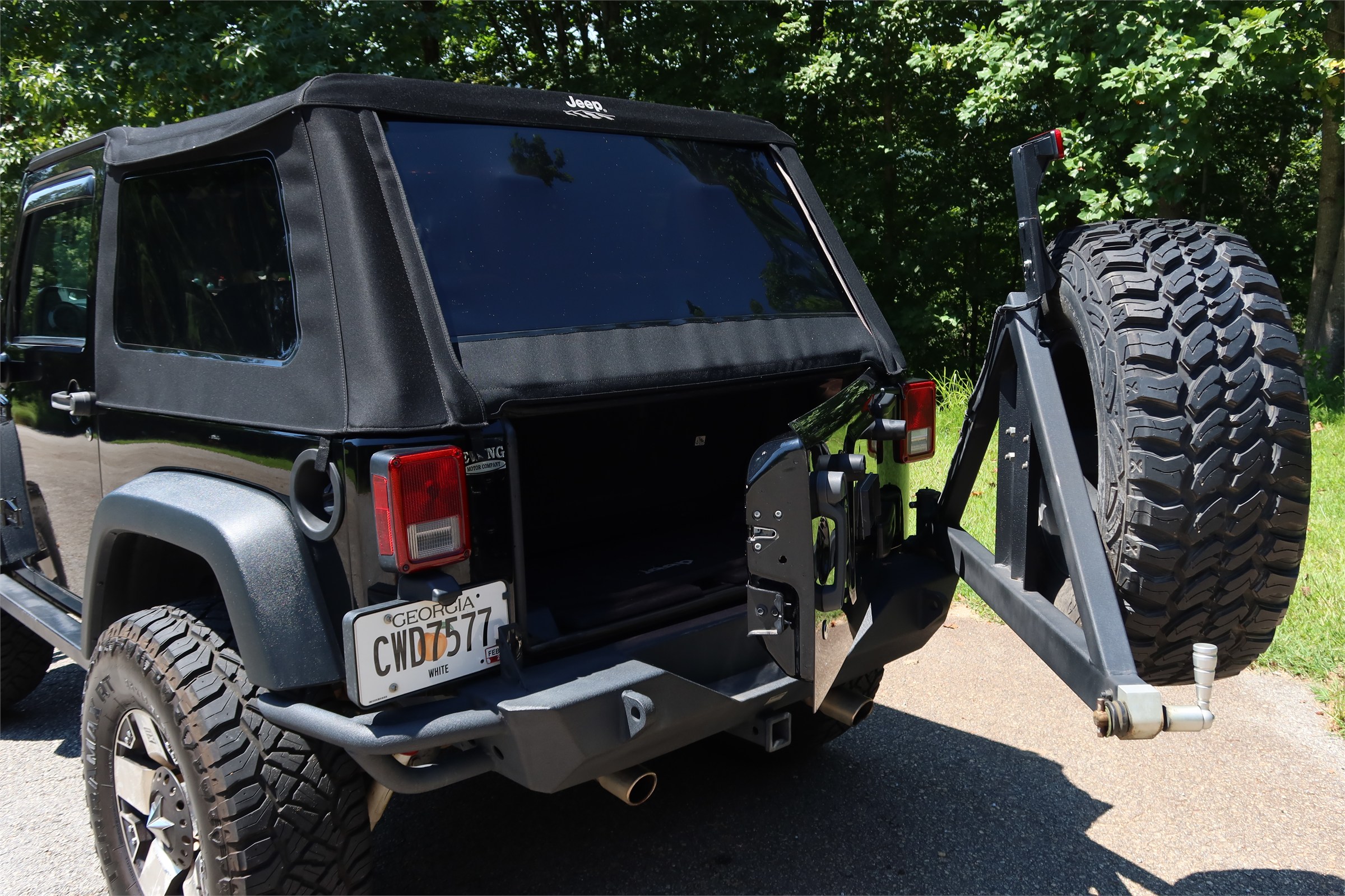 Used 2013 Jeep Wrangler Sport AWD/4WD image 6