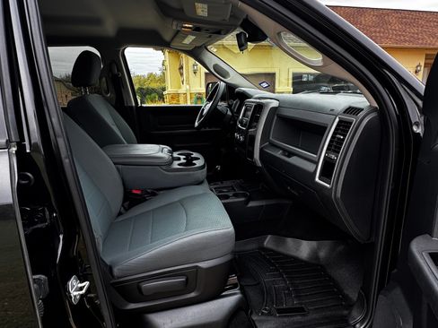 Used 2015 RAM 2500 Tradesman w/ Chrome Appearance Group AWD/4WD image 15