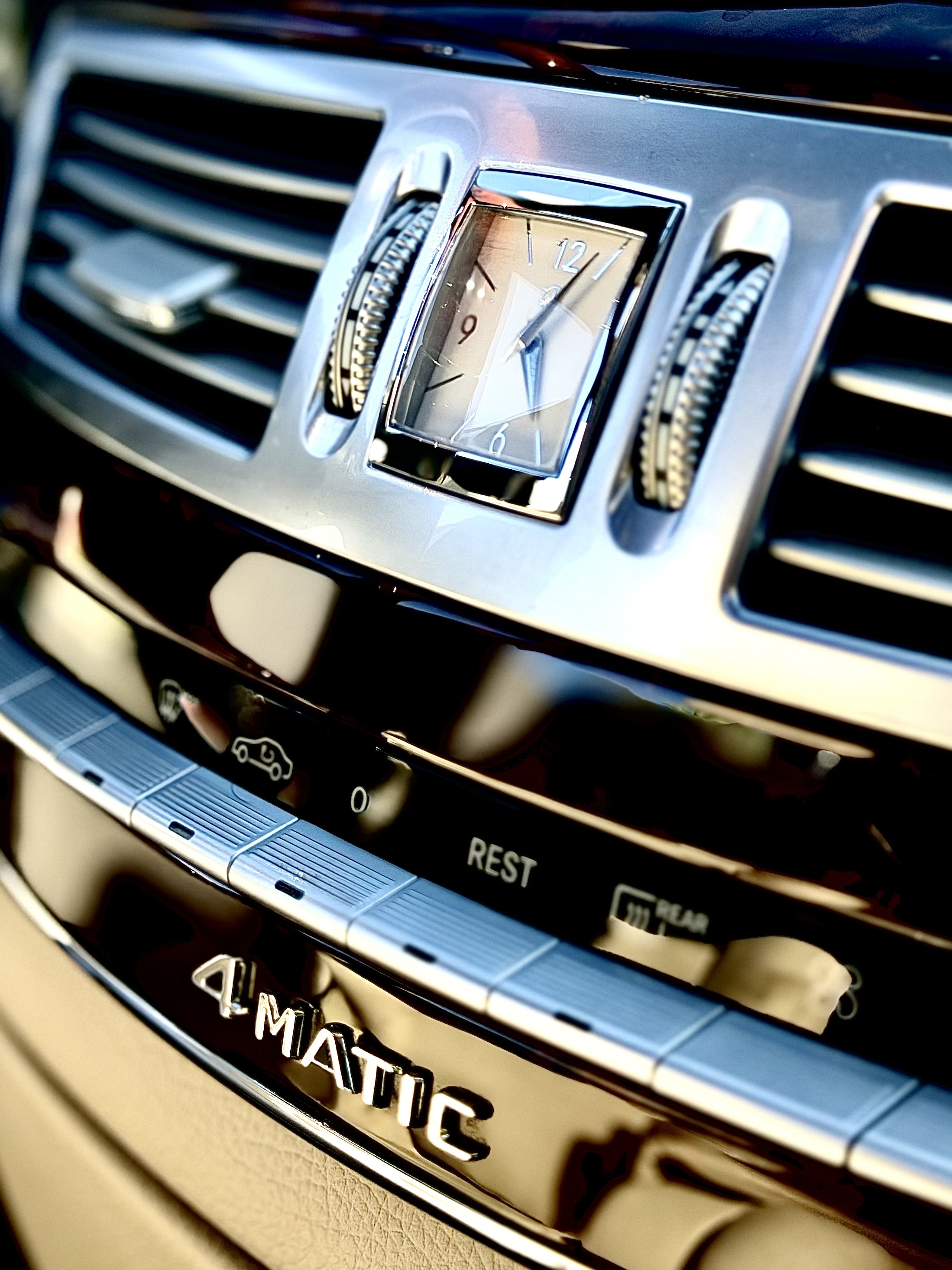 Used 2013 Mercedes-Benz S 350 BlueTEC 4MATIC image 9