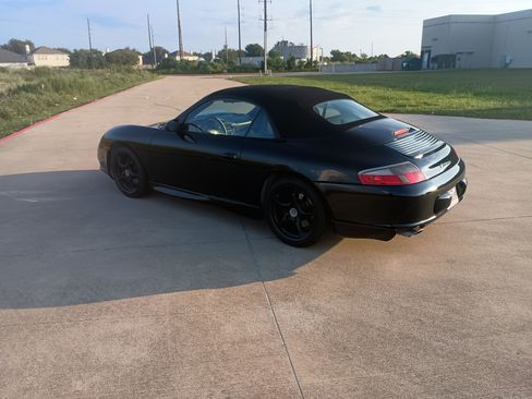 Used 2004 Porsche 911 Carrera 4 image 12