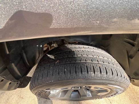 Used 2025 RAM 1500 Big Horn image 17