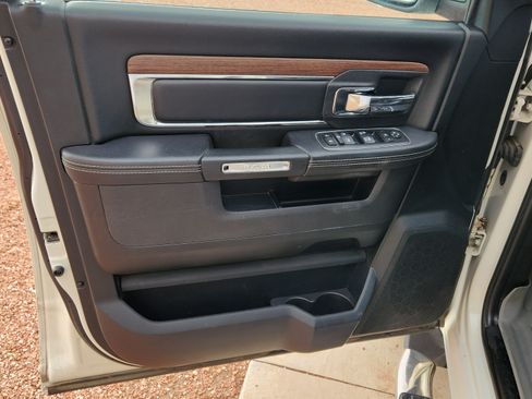 Used 2018 RAM 1500 Laramie w/ Convenience Group image 29