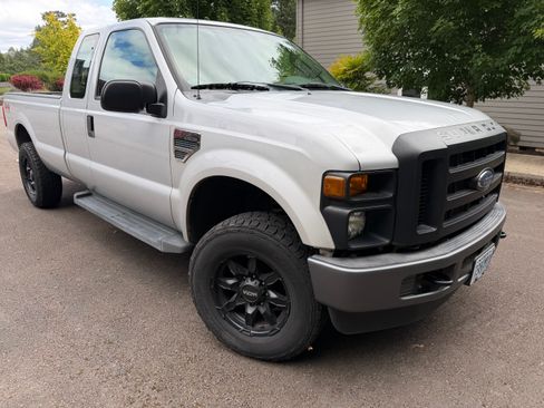 Used 2008 Ford F250 XL AWD/4WD image 9