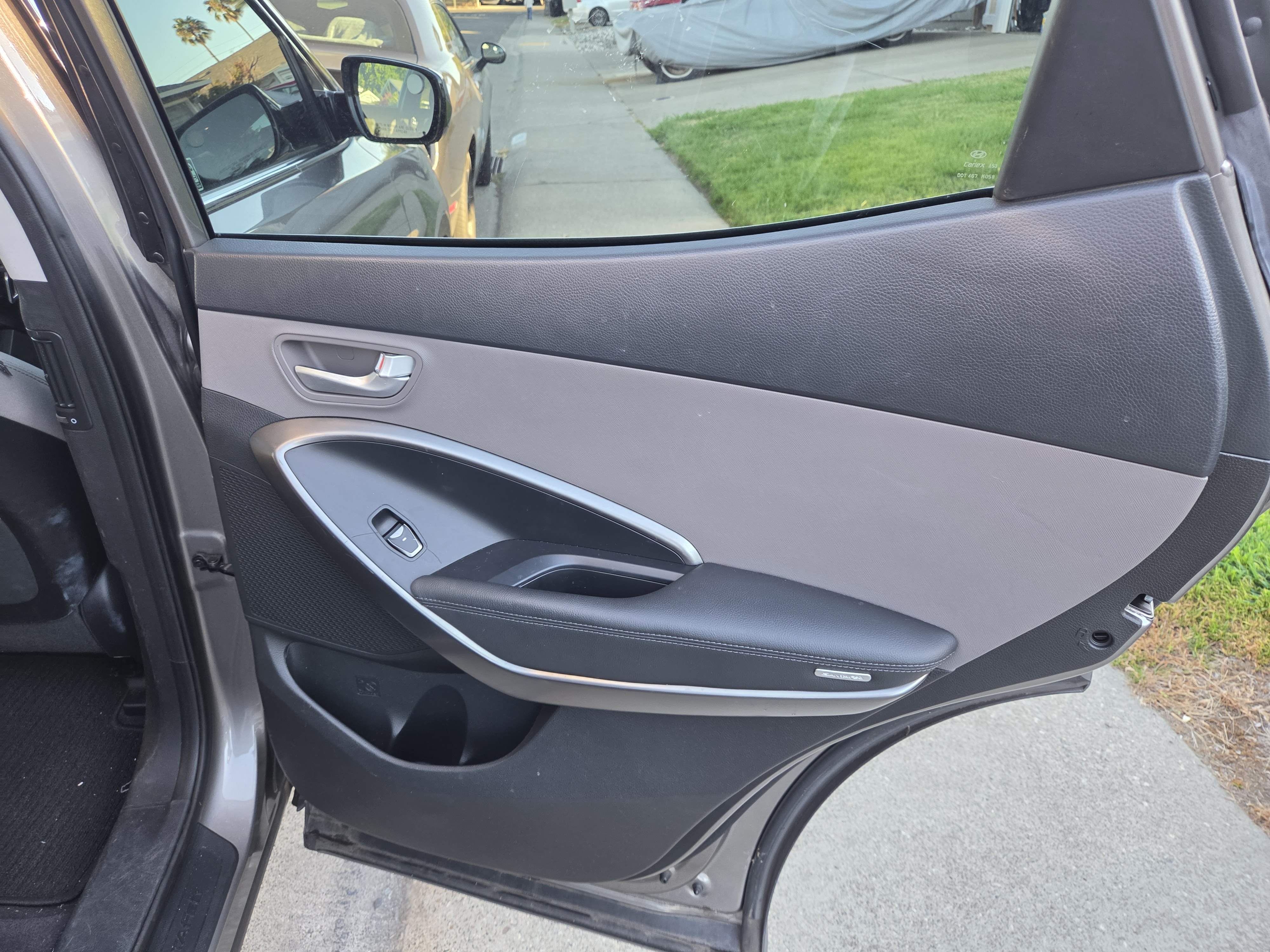 Used 2018 Hyundai Santa Fe Sport FWD image 14