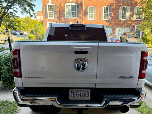 Used 2023 RAM 1500 Limited image 11