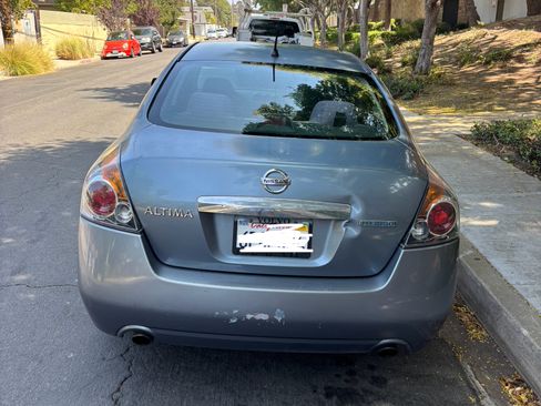Used 2011 Nissan Altima Hybrid Sedan 4D image 6