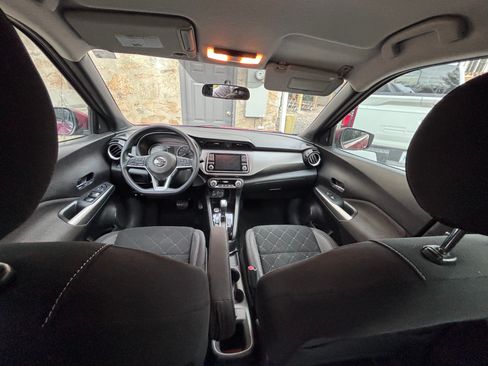 Used 2019 Nissan Kicks SV w/ Exterior Electronics Package image 14