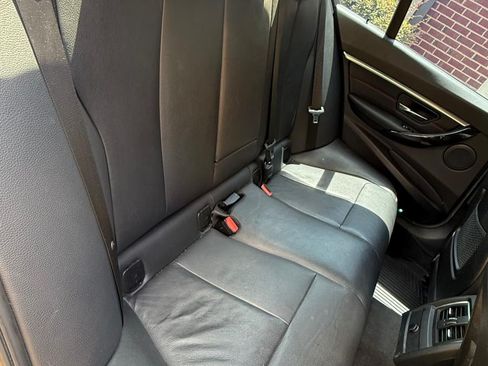 Used 2018 BMW 330e RWD image 2