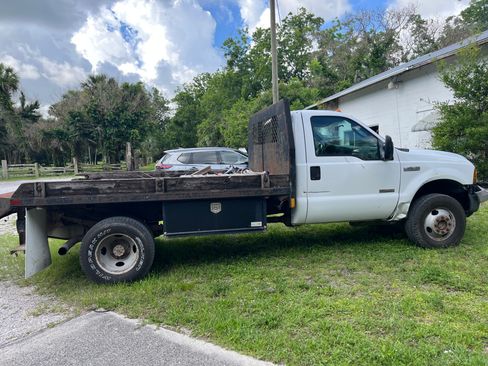 Used 2005 Ford F350 4x4 Regular Cab DRW Super Duty image 6
