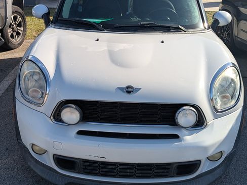 Used 2011 MINI Cooper Countryman S image 1