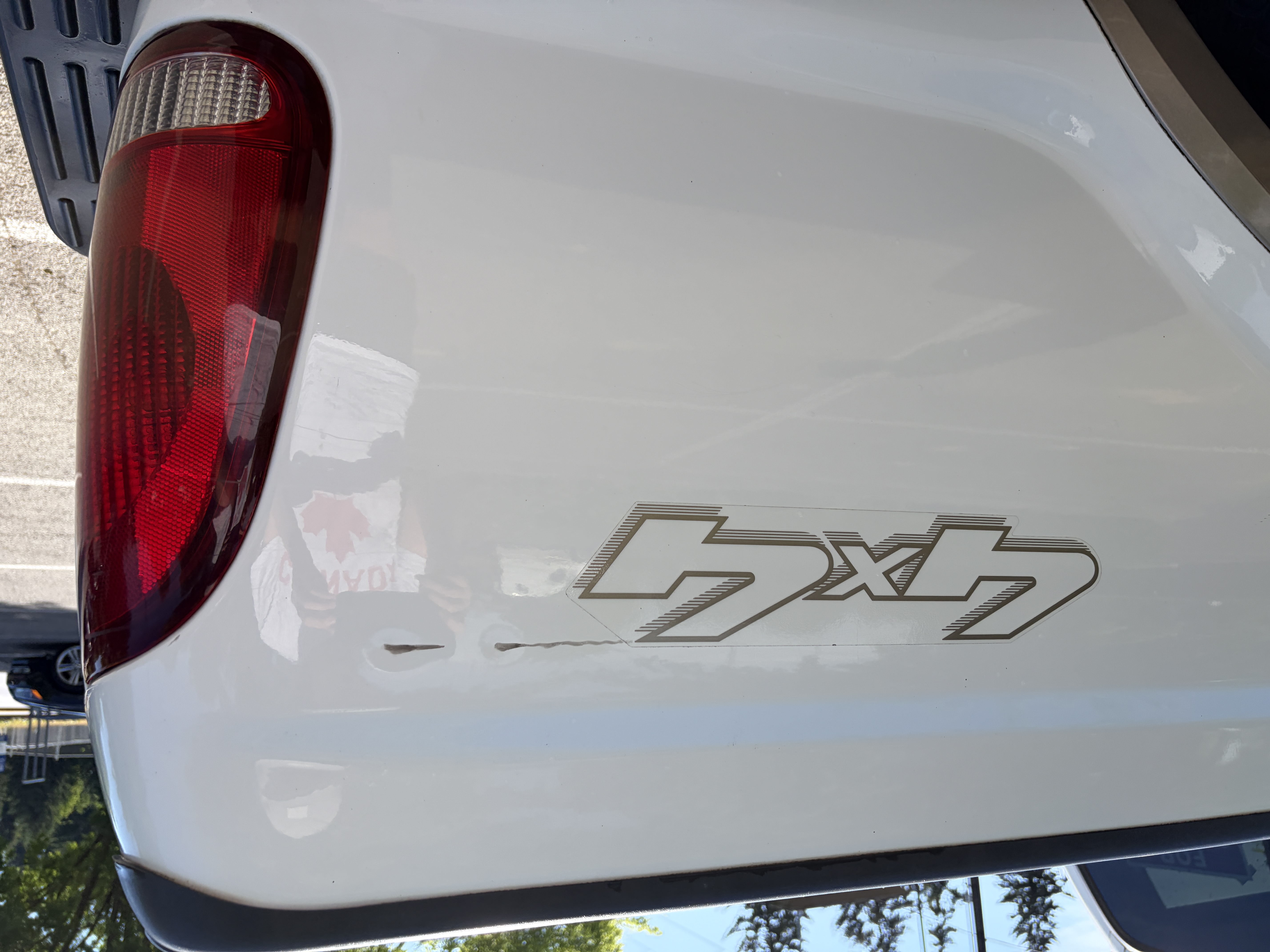 Used 2007 Ford F350 Lariat AWD/4WD image 2