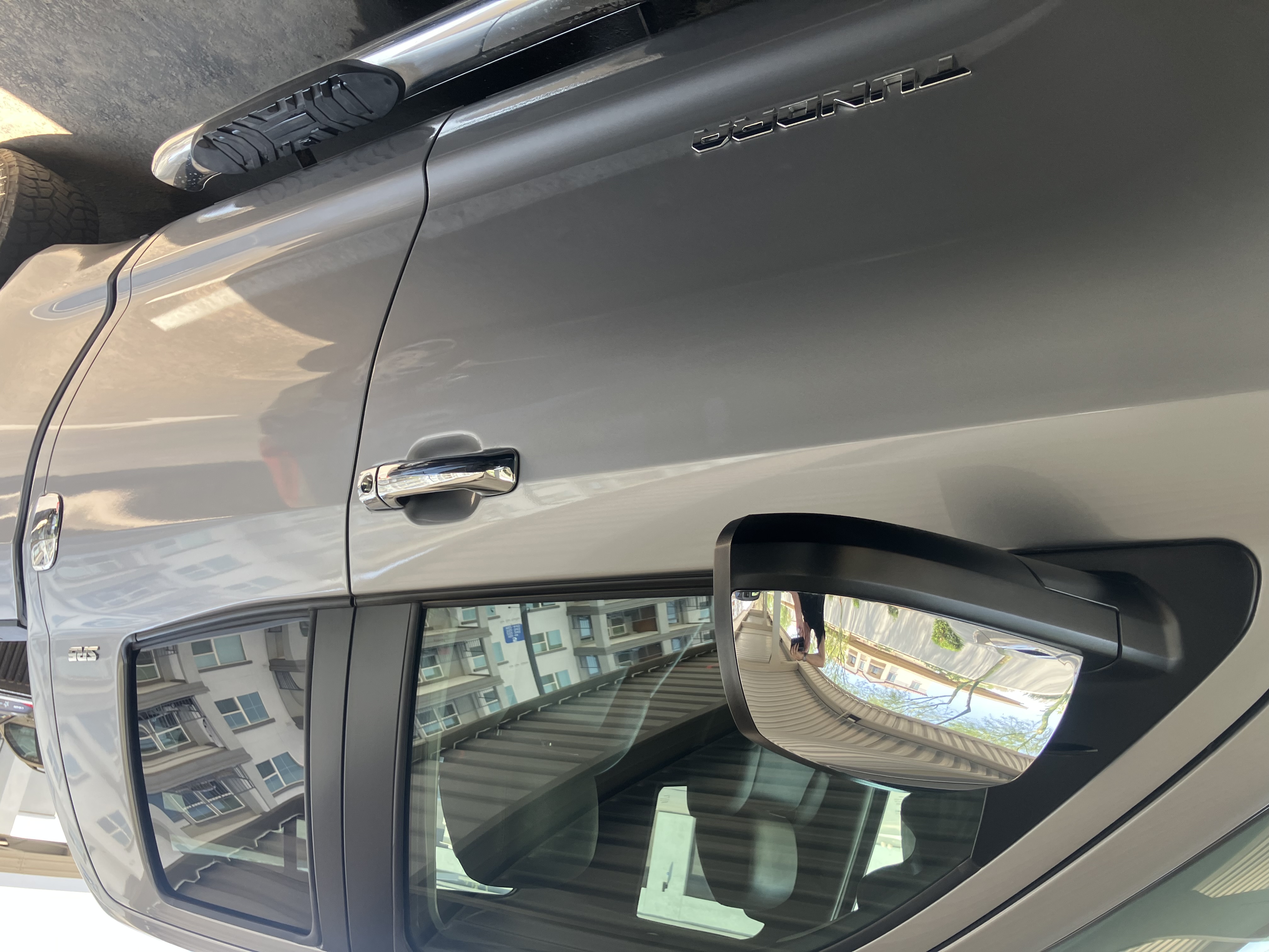 Used 2014 Toyota Tundra SR5 w/ SR5 Upgrade Package RWD image 15