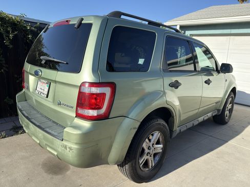 Used 2008 Ford Escape 2WD Hybrid image 4