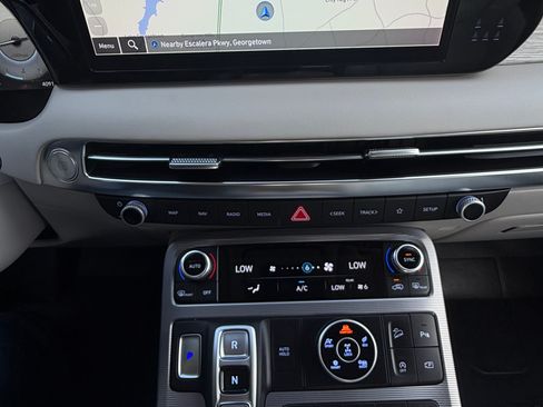 Used 2024 Hyundai Palisade Calligraphy AWD/4WD image 9