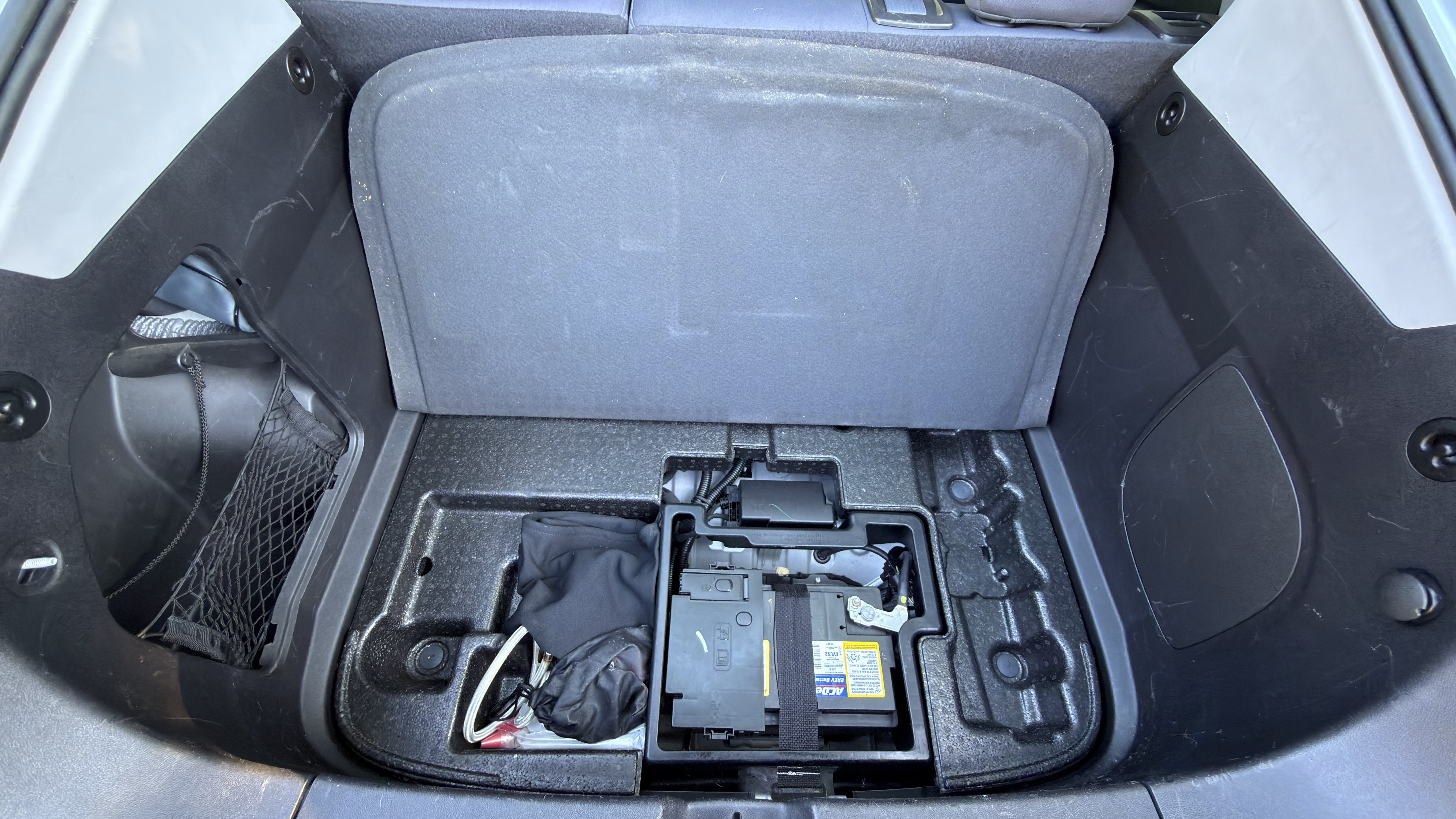 Used 2017 Chevrolet Volt LT FWD image 18